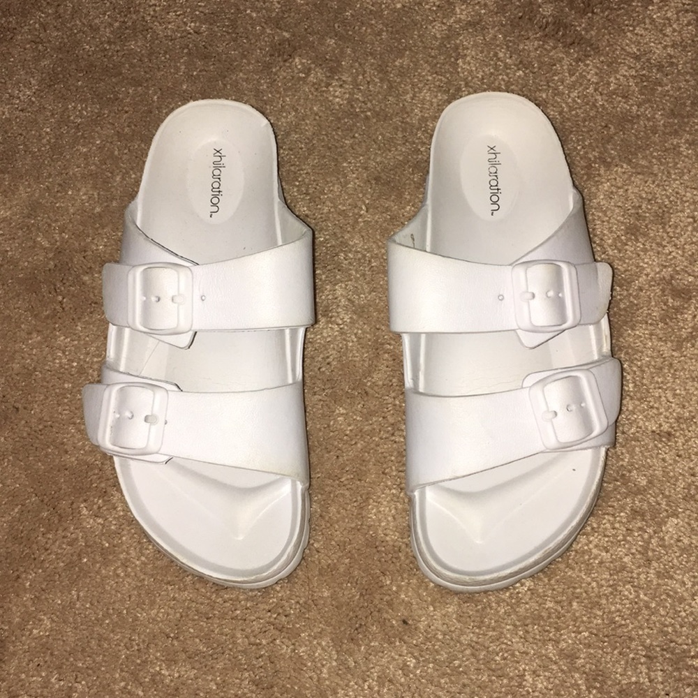 Xhilaration sandals
